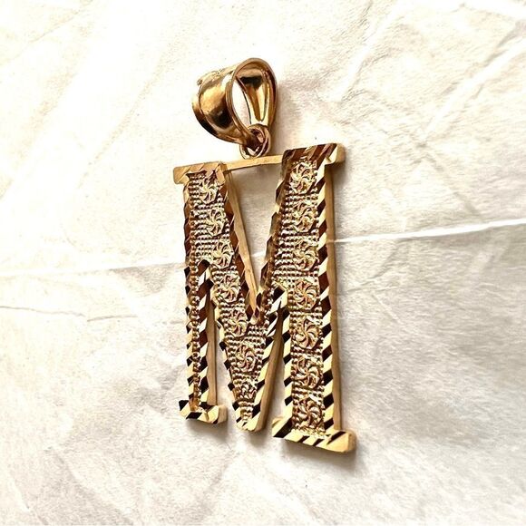 14k Solid Gold Initial M pendant | Initial Necklace | Initial letter Charm | - Picture 5 of 8